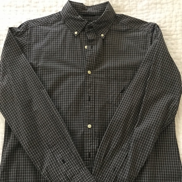 Nautica Men's Corduroy Button-Down Shirt - Classic Fit Long Sleeve Casual Shirt